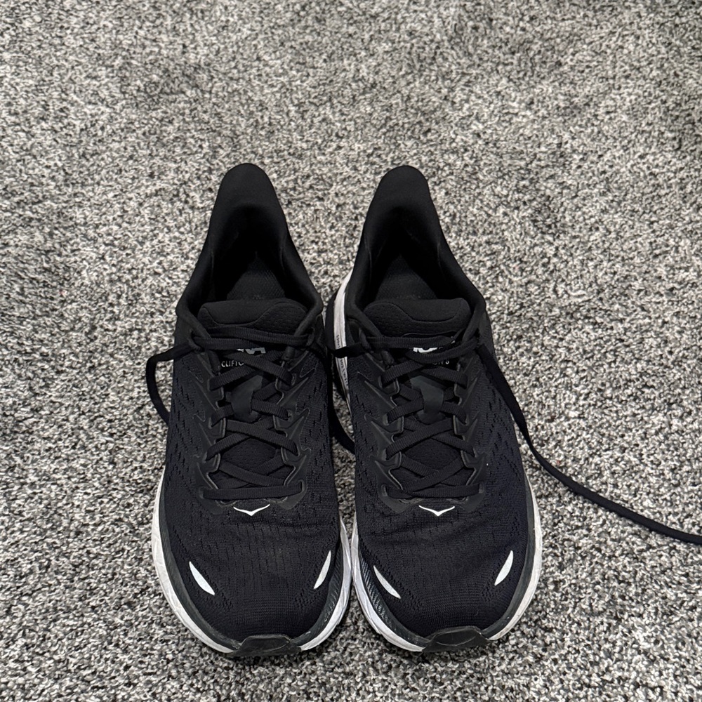 Hoka Clifton 8 Running Shoes